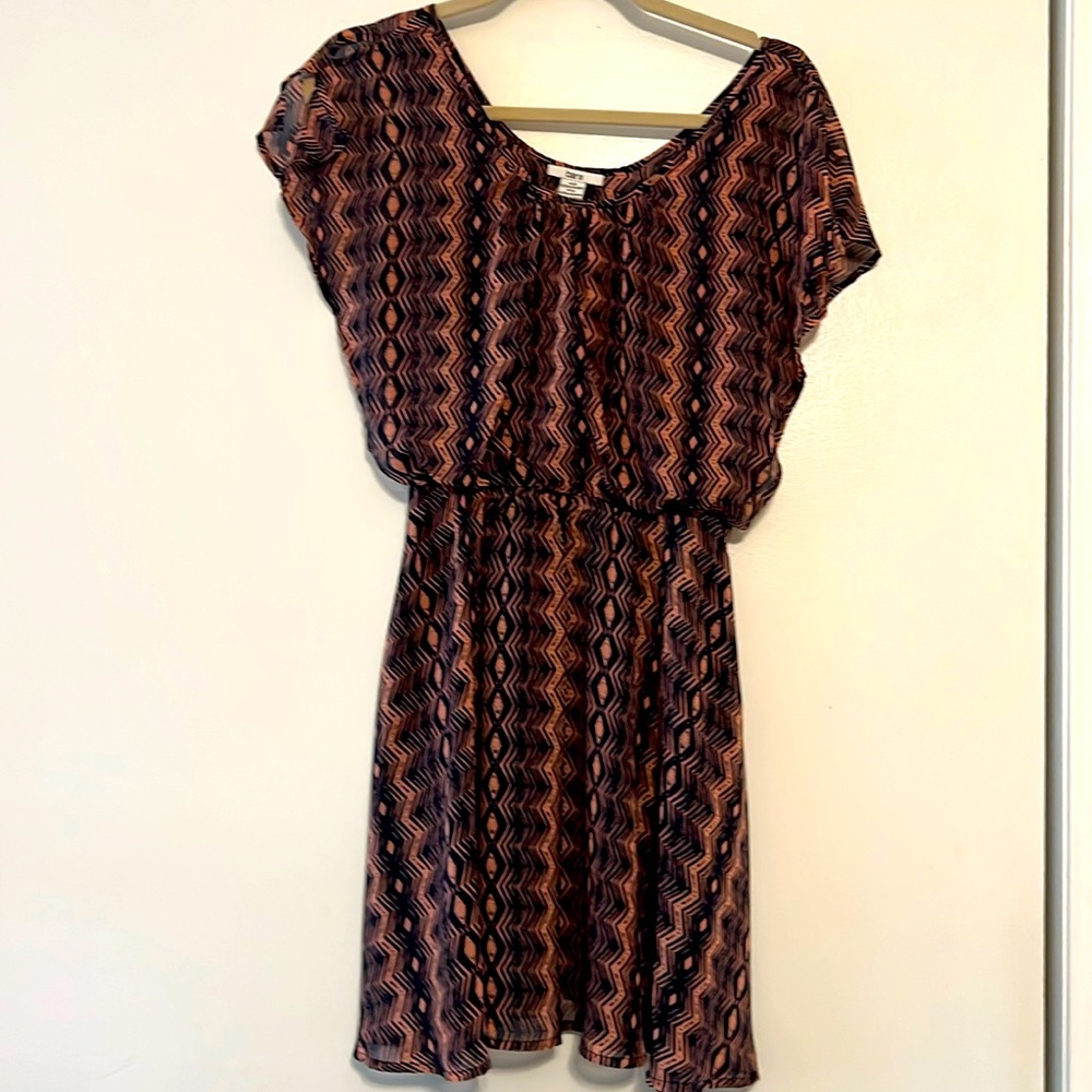 bar III lightly used pattern flowy dress